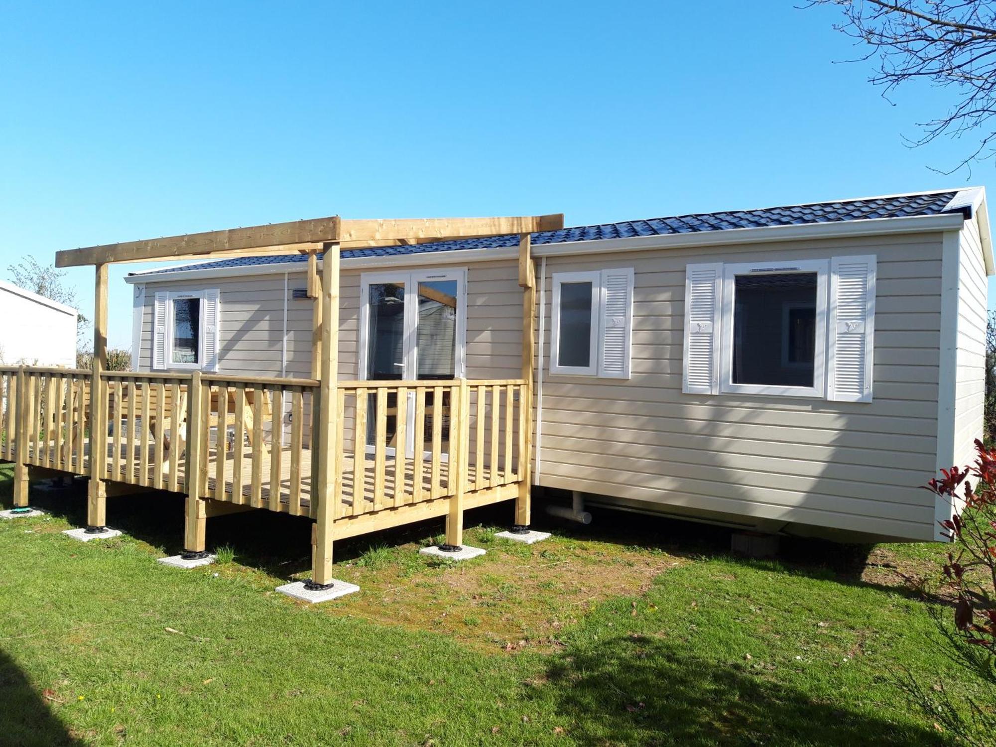 Camping Le Clos De Balleroy Eksteriør bilde