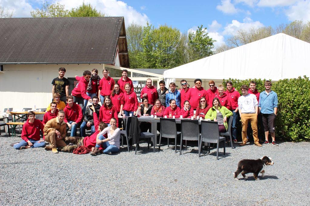 Camping Le Clos De Balleroy Eksteriør bilde